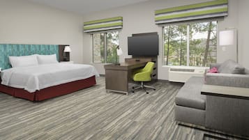 Studio, 1 King Bed, Non Smoking, Refrigerator & Microwave (Wet bar) | 1 bedroom, desk, laptop workspace, bed sheets