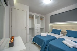 3 chambres, fer et planche à repasser, Wi-Fi, draps fournis