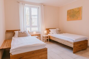 2 chambres, fer et planche à repasser, Wi-Fi, literie fournie