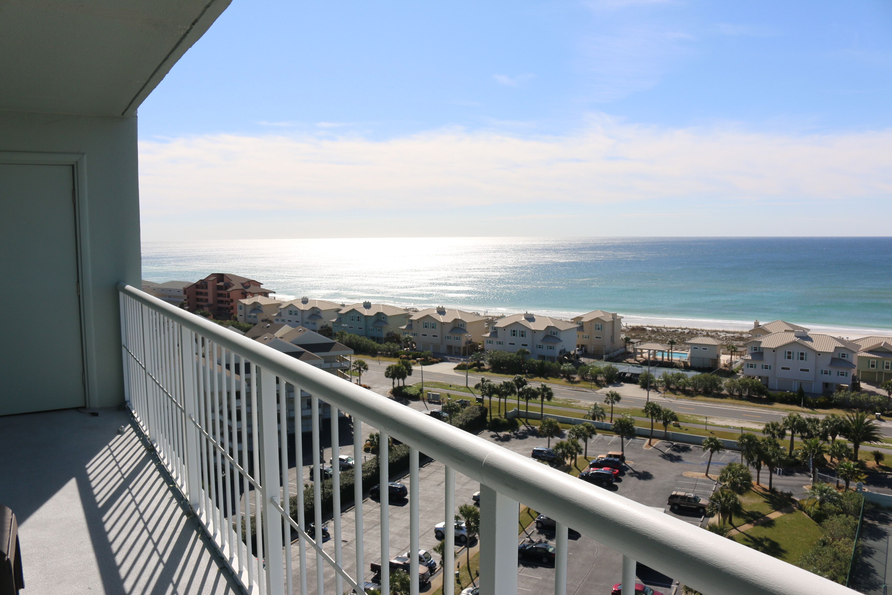 Gulf of Mexico and Pensacola Bay views from this corner condo - Tristan Towers 11B