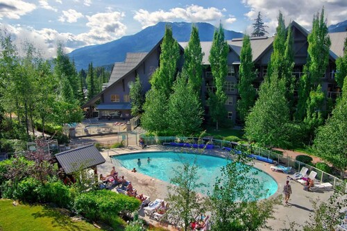 Quiet Vibes Forest View A/C Pool BBQ Netflix | The Suite Life Whistler at Aspens