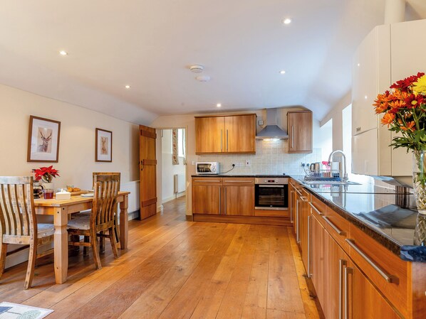 Lavavajillas y periquera