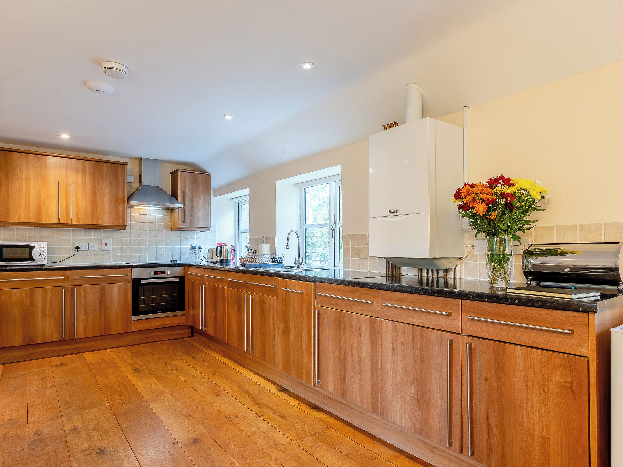 Dishwasher, highchair