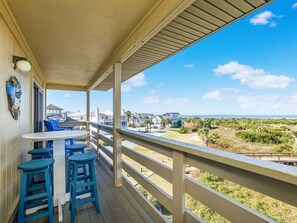 Property grounds - Lighthouse Point 11C | Top Floor, Amazing Views! (Tybee Island)
