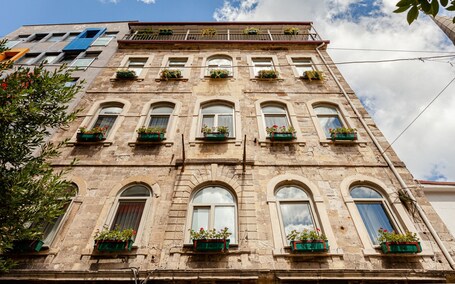 World House Boutique Hotel Galata - Image 2