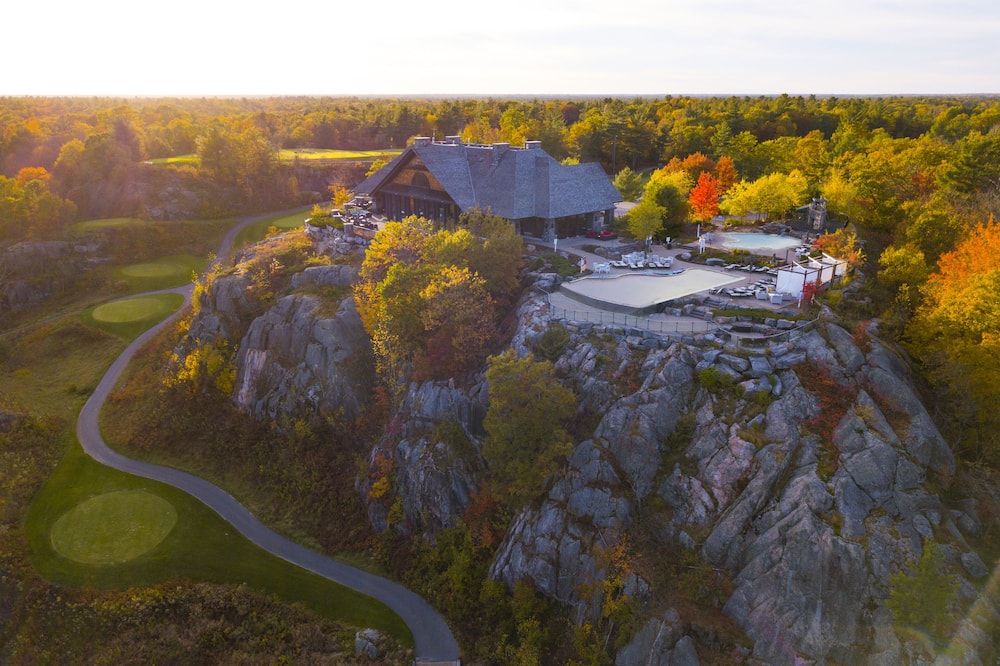 Muskoka Bay Resort