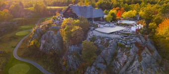 Muskoka Bay Resort