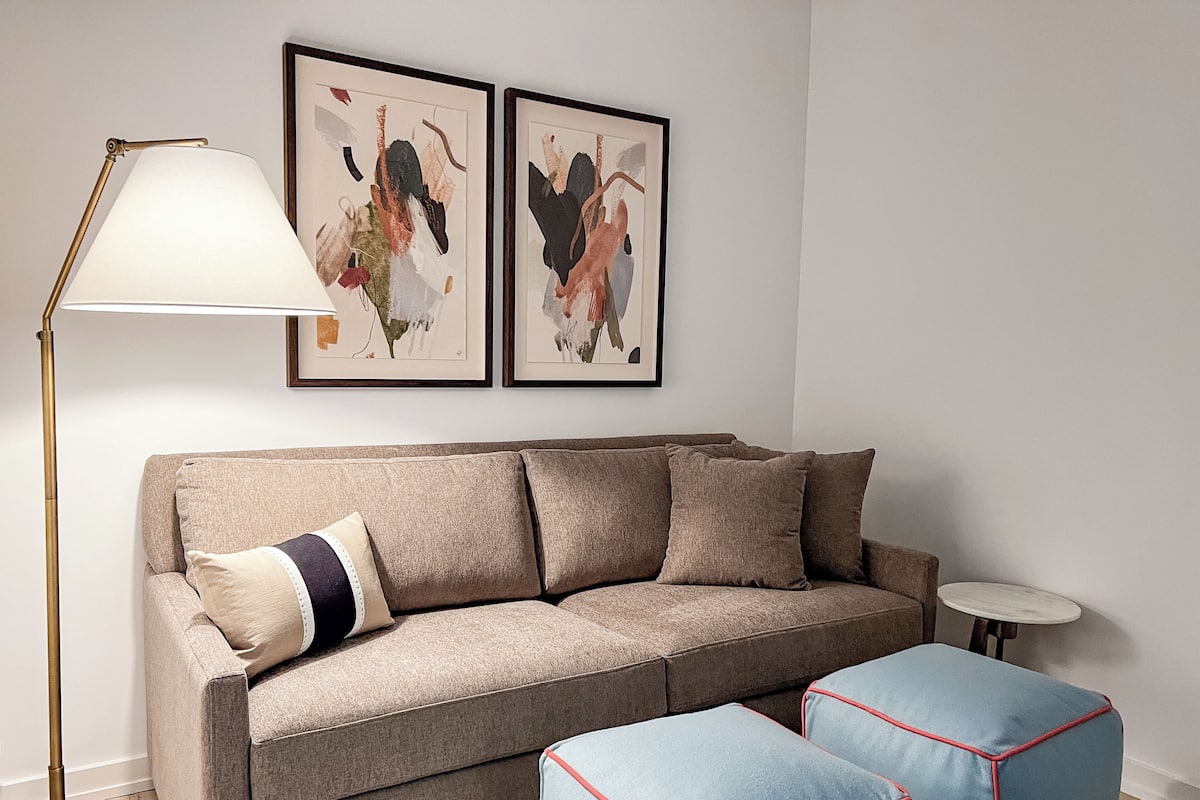 Ropa de cama de alta calidad y cortinas blackout