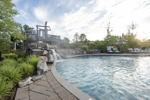 Seasonal outdoor pool, open 8:00 AM to 8:00 PM, free cabanas