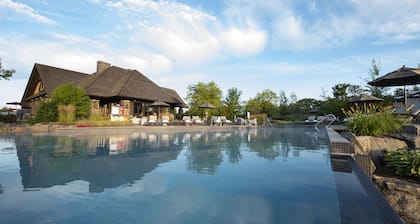 Muskoka Bay Resort