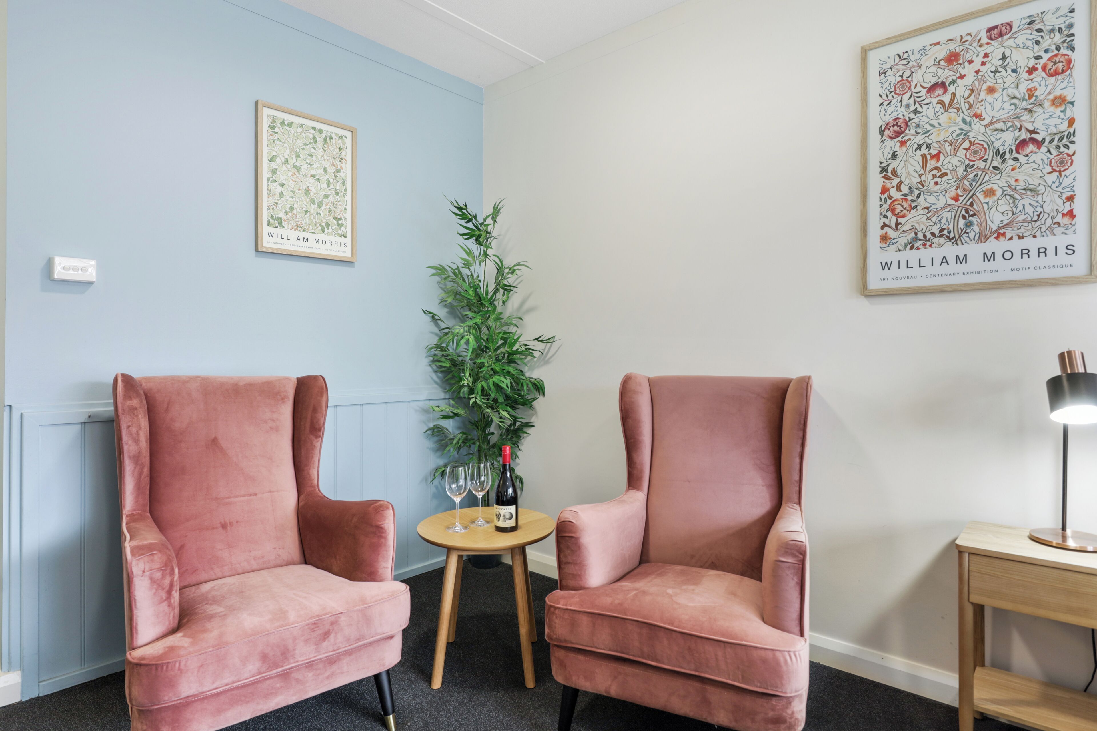 Deluxe Apartment | Living area