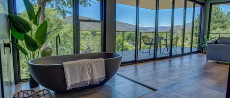 Appartement luxueux | Baignoire profonde