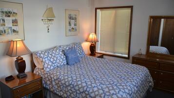 2 bedrooms, individually decorated, individually furnished, free WiFi