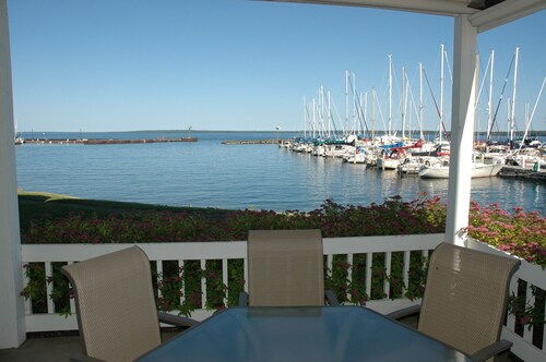 Bayfield on the Lake