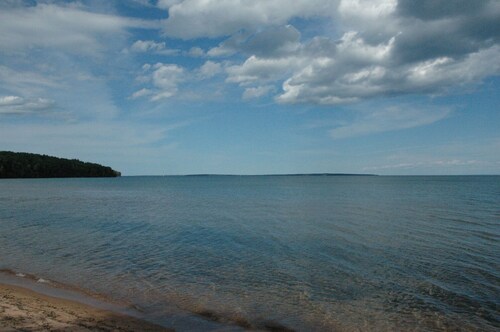 Bayview Beach House by Winfield Inn