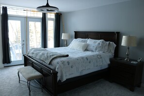 7 bedrooms, iron/ironing board, WiFi, bed sheets