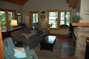Living area - Brickyard Cottage 27 by Winfield Inn (Bayfield)