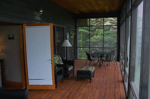 Brickyard Cottage 27 by Winfield Inn