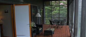 Brickyard Cottage 27 by Winfield Inn