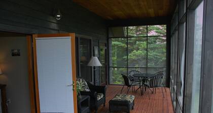 Brickyard Cottage 27 by Winfield Inn