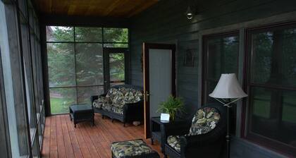 Brickyard Cottage 27 by Winfield Inn
