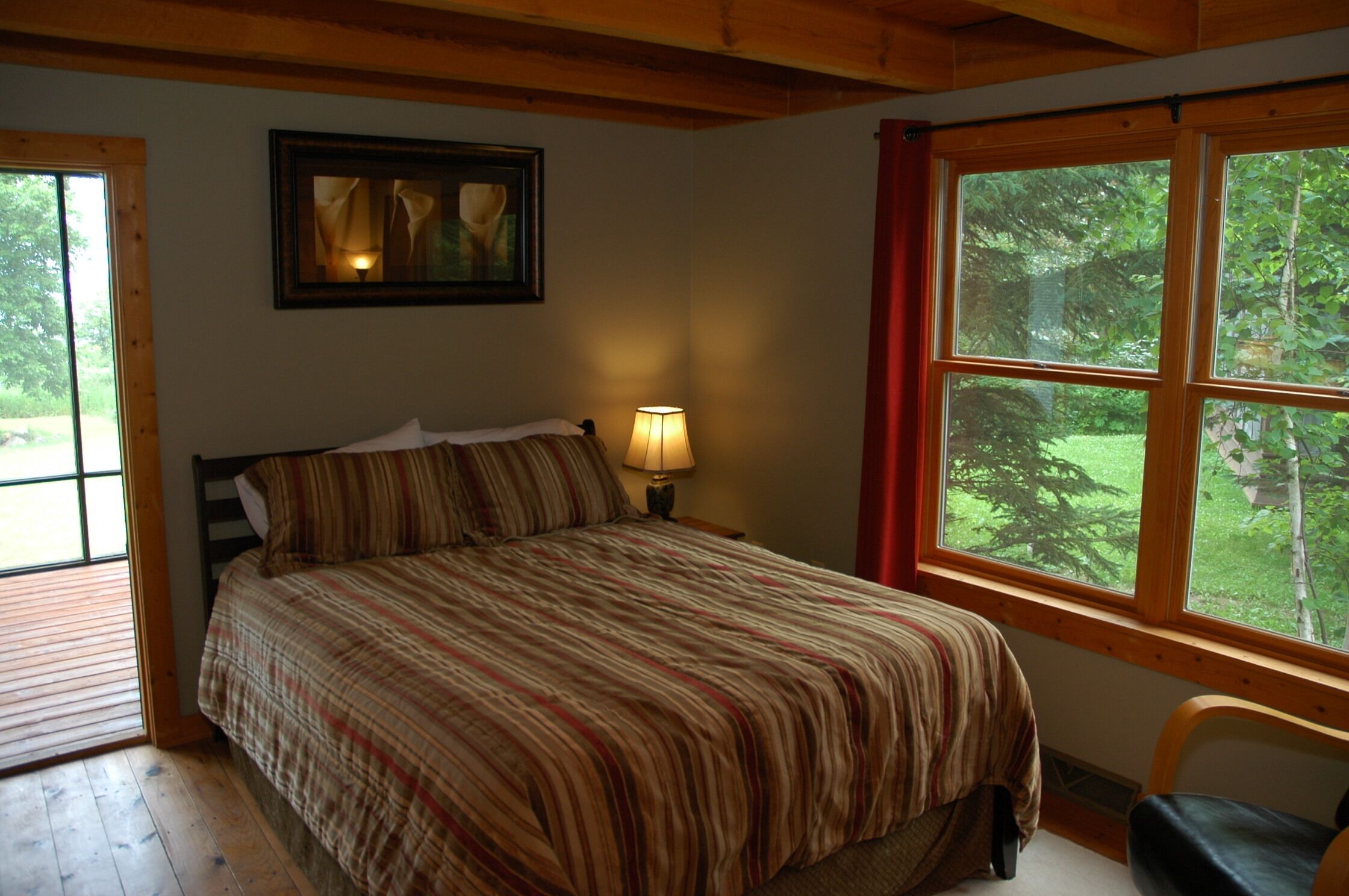 舒適小屋 | 4 間臥室、免費無線上網、床單