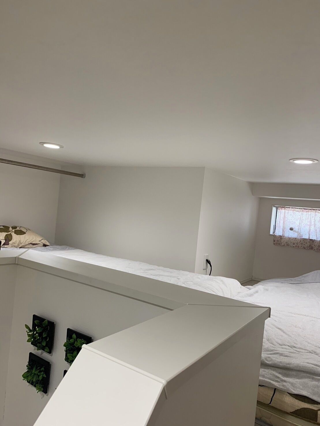 Designer's Apartment - Pet Friendly (Additional Fee) | 1 bedroom, down comforters, desk, blackout drapes