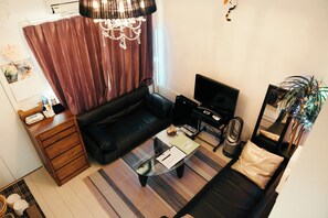 Designer's Apartment - Pet Friendly (Additional Fee) | 1 bedroom, down comforters, desk, blackout drapes - Polaris 102 (Nagoya)