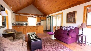 Kabin Comfort | Dapur pribadi | Lemari es besar, microwave, oven, dan mesin pembuat kopi/teh