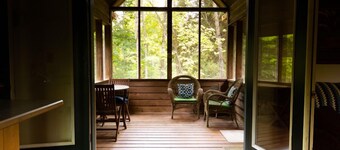 Brickyard Cottage 3 by Winfield Inn