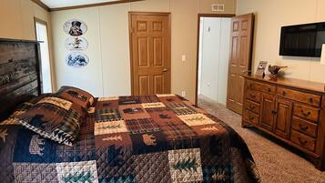 3 quartos, Wi-Fi de cortesia, roupa de cama