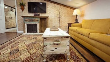 TV connectée, cheminée, jeux vidéo