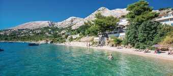 Beautiful apartment in Stara Baska 1