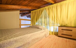 2 habitaciones, cuna de viaje, wifi gratis y ropa de cama 