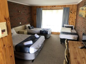 Standard Quadruple Room - Riverland Motel (Barham)