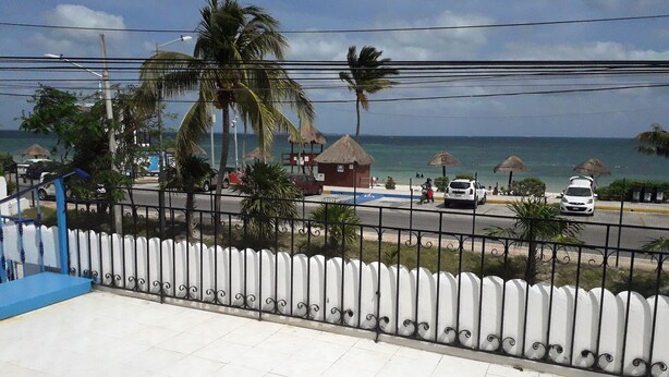 Beach/ocean view - Triton - Rooms in Front of the Beach (Cancun)