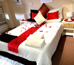 In-room safe, iron/ironing board, free WiFi, bed sheets