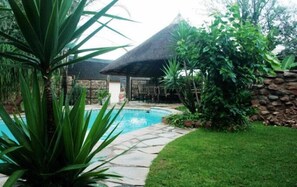 Outdoor pool, pool loungers