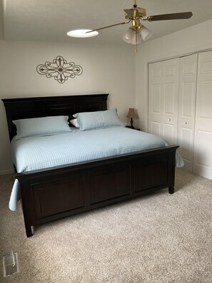 3 bedrooms, free WiFi, bed sheets