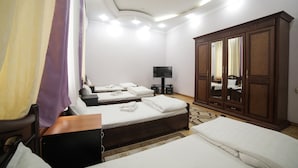 Comfort Triple Room | Iron/ironing board (on request), WiFi (free) - Rakat Hostel (Tashkent)