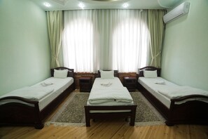 Comfort Triple Room | Iron/ironing board, free WiFi - Rakat Hostel (Tashkent)