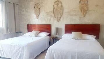 Phòng đôi Tiêu chuẩn | Minibar, trang trí khác biệt, trang bị nội thất với thiết kế riêng biệt