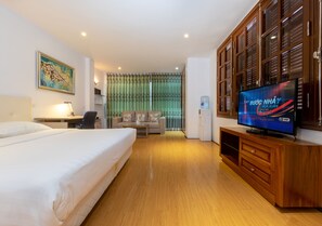 In-room safe, free WiFi - Hoa Giang Serviced Apartment (Hanoi)