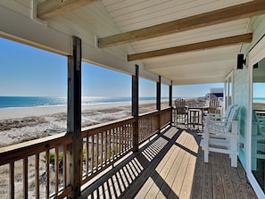 Property grounds - Walking On Sunshine-Pelican Level | Oceanfront (Topsail Beach)