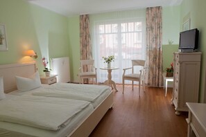 1 Schlafzimmer, Schreibtisch, WLAN, Bettwäsche