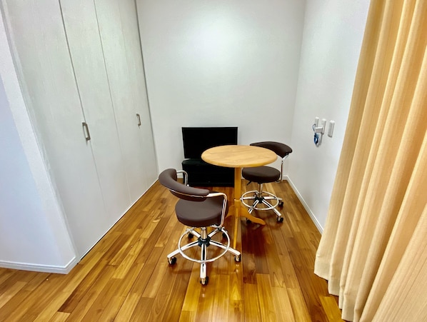 Twin Room | Free WiFi