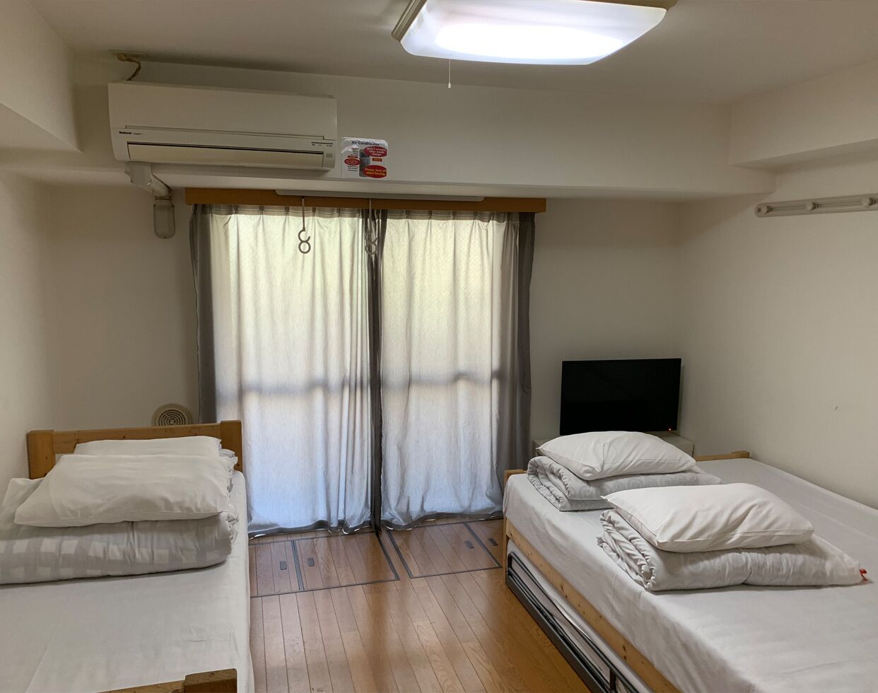 Room | Free WiFi, bed sheets