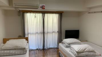 Room | Free WiFi, bed sheets