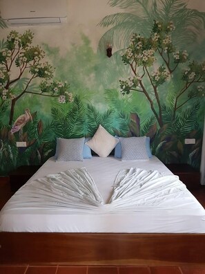 Deluxe Double or Twin Room, 1 King Bed, Smoking, Garden View | Laptop workspace, iron/ironing board, free WiFi, bed sheets - Sobaya Bungalow (Negombo)