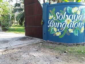 Front of property - Sobaya Bungalow (Negombo)